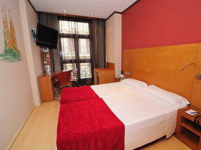 Hotell Chic&basic Reding